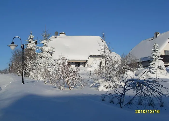 Dorfstrasse 15 * Hundshubel